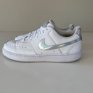 NIKE Court Vision Low Sneakers Women's Size 8 White Multi-Color